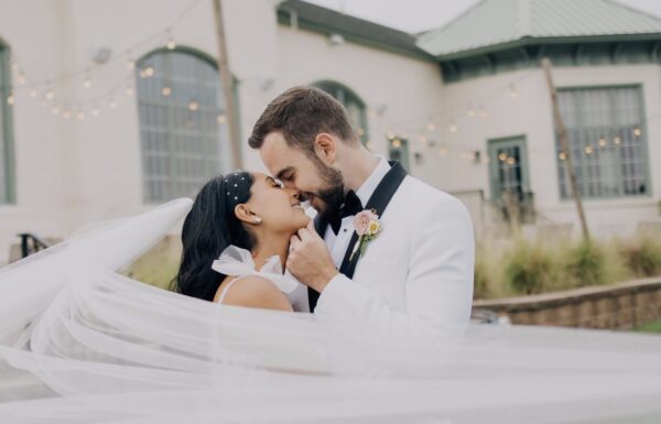 An Elegant Country Club Wedding with a Pastel Palette