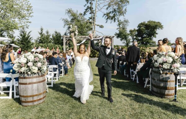 A Summer Winery Wedding with Touches of Pink