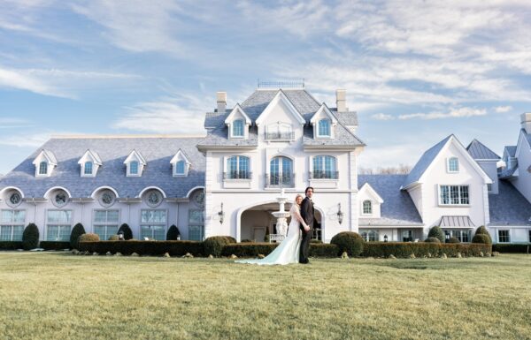 An Elegant Winter Wedding Complete With a Fireworks Show