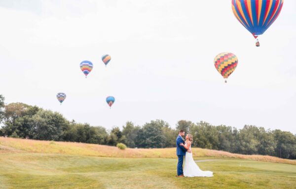 A Surprise Hot-Air Balloon Appearance Made This Wedding One to Remember